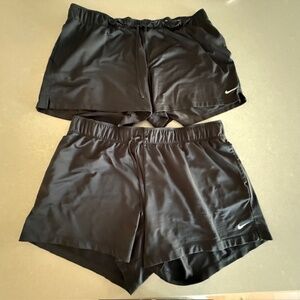2 Nike Women's Black 4" Dri-Fit Athletic Pockets Shorts XL GUC See notes
